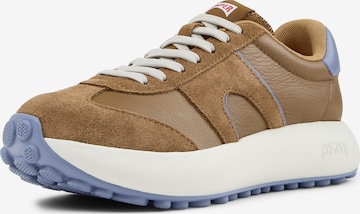 Baskets basses 'Pelotas Athens' CAMPER en marron : devant