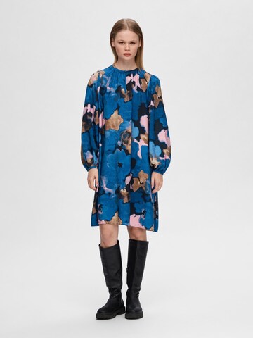 SELECTED FEMME Mekko 'MARIETTE' värissä sininen