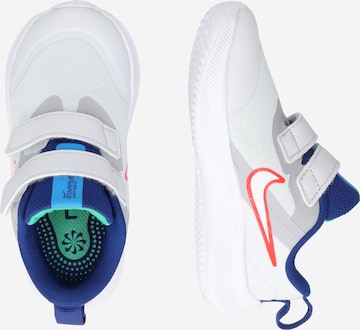 NIKE Sportschoen 'Runner 3' in Grijs