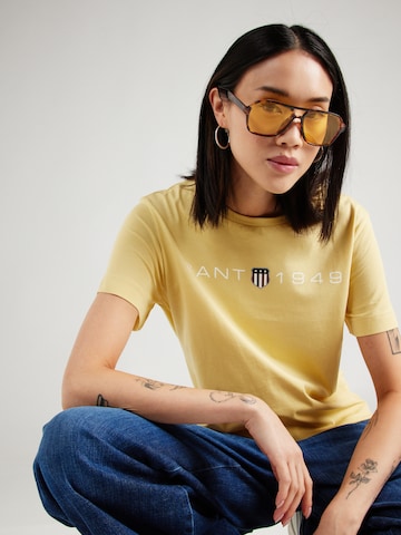 GANT - Camiseta en amarillo