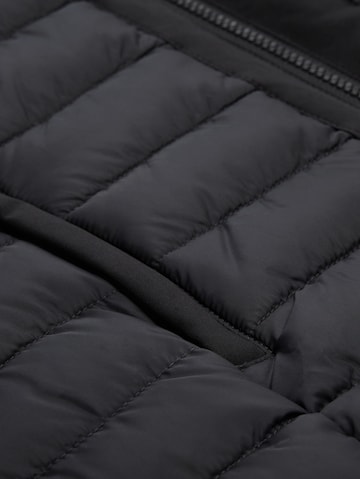 TOM TAILOR Přechodný kabát – černá