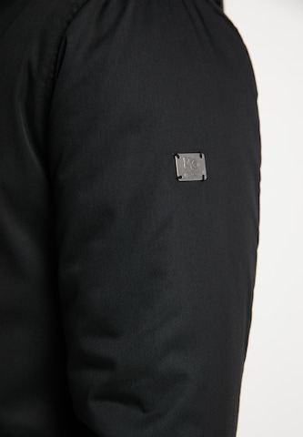 MO Winter Jacket in Black