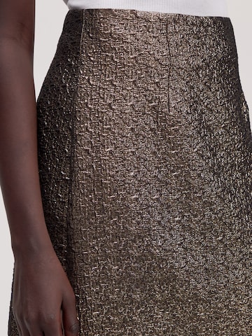 EDITED Пола 'Josie' в злато