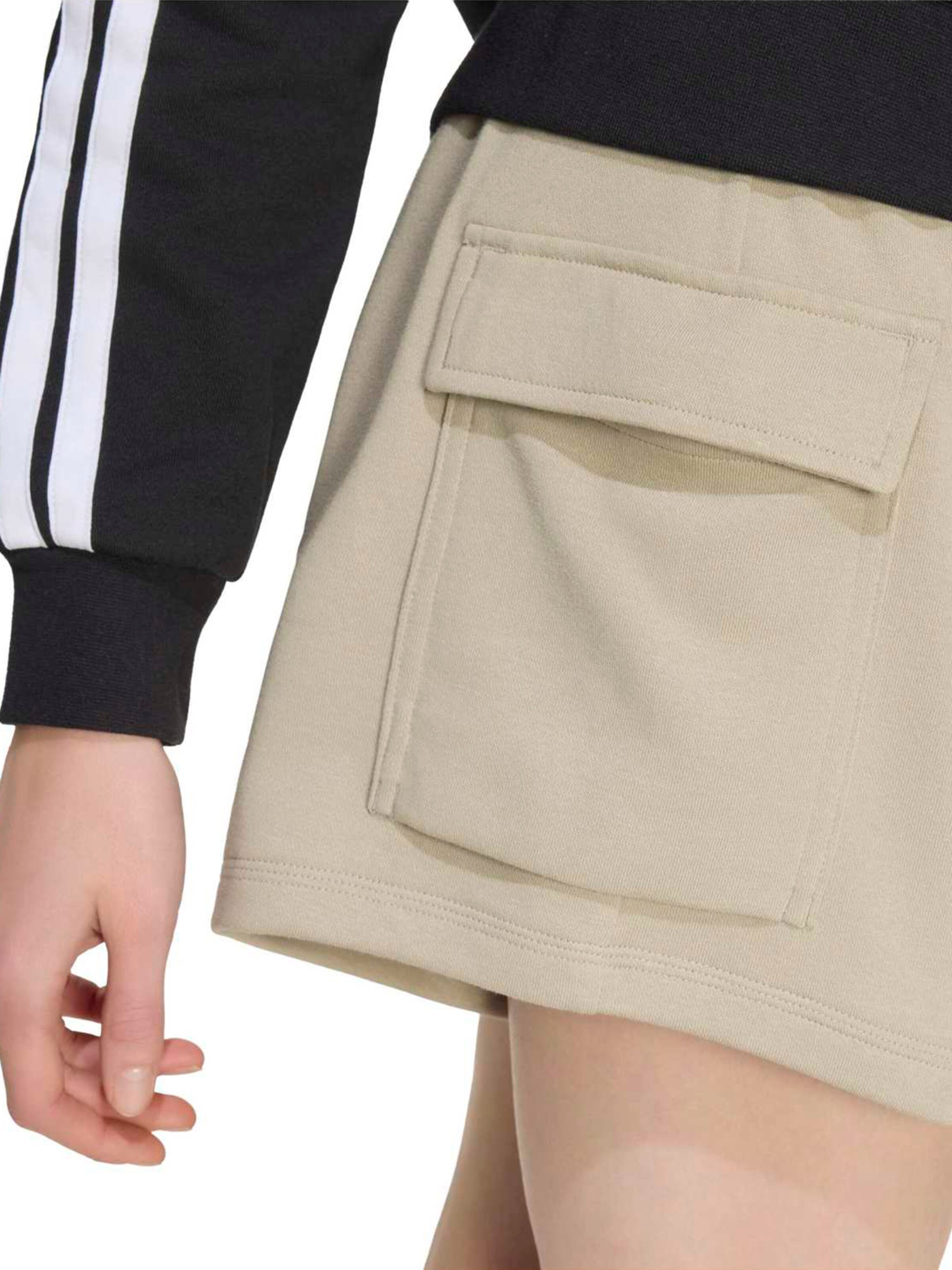 Largi Pantaloni sport 'Essentials' de la ADIDAS SPORTSWEAR pe verde