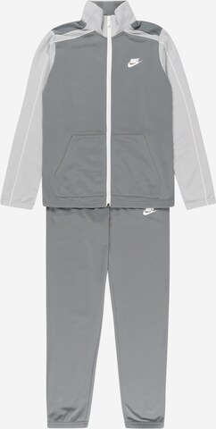 Nike Sportswear - Fato de jogging 'Futura' em cinzento: frente