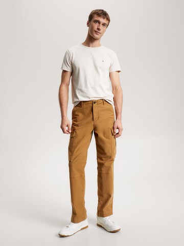 TOMMY HILFIGER Slim Fit T-Shirt in Beige