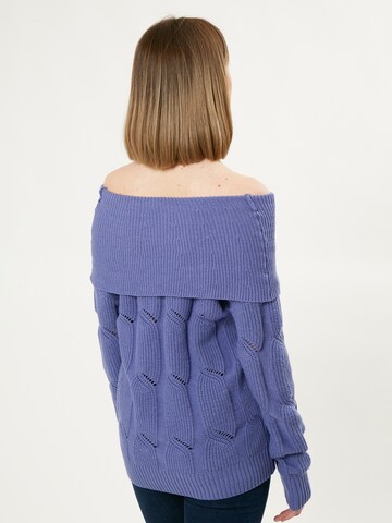 Influencer Pullover in Blau