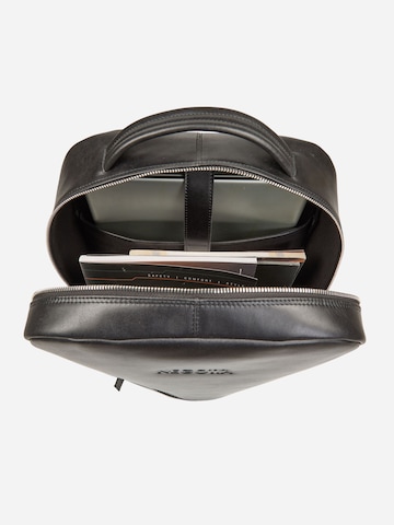 NEGOTIA Leather Backpack 'Averon' in Black