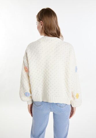 IZIA Knit cardigan in White