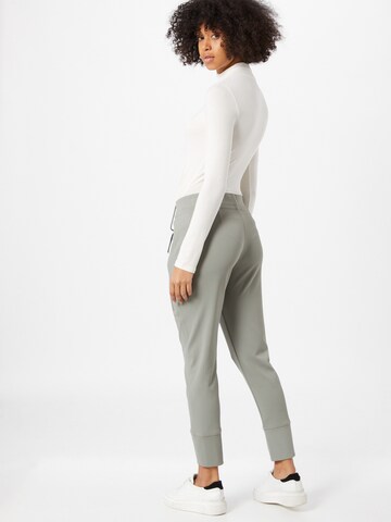 Tapered Pantaloni 'Future 3.0' di MAC in verde