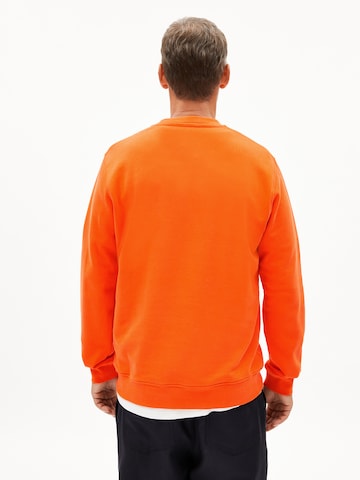 ARMEDANGELS Sweatshirt in Oranje