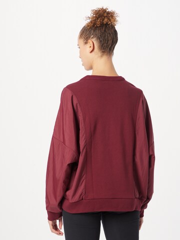 ADIDAS ORIGINALS Sweatshirt 'Premium Essentials' in Red