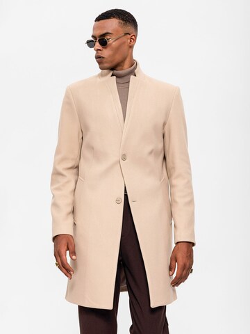 Antioch Between-seasons coat in Beige: front