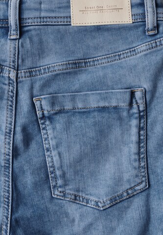 STREET ONE Slim fit Jeans in Blue