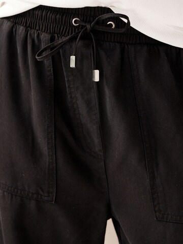 regular Pantaloni cargo di Next in nero