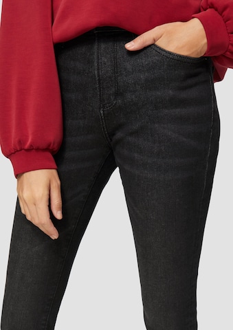 Coupe slim Jean 'Betsy' s.Oliver en noir
