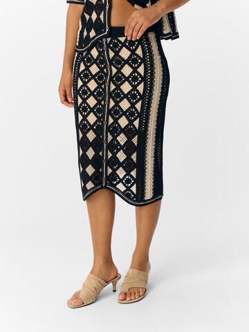 OBJECT Rok 'OBJWasila' in Beige: voorkant