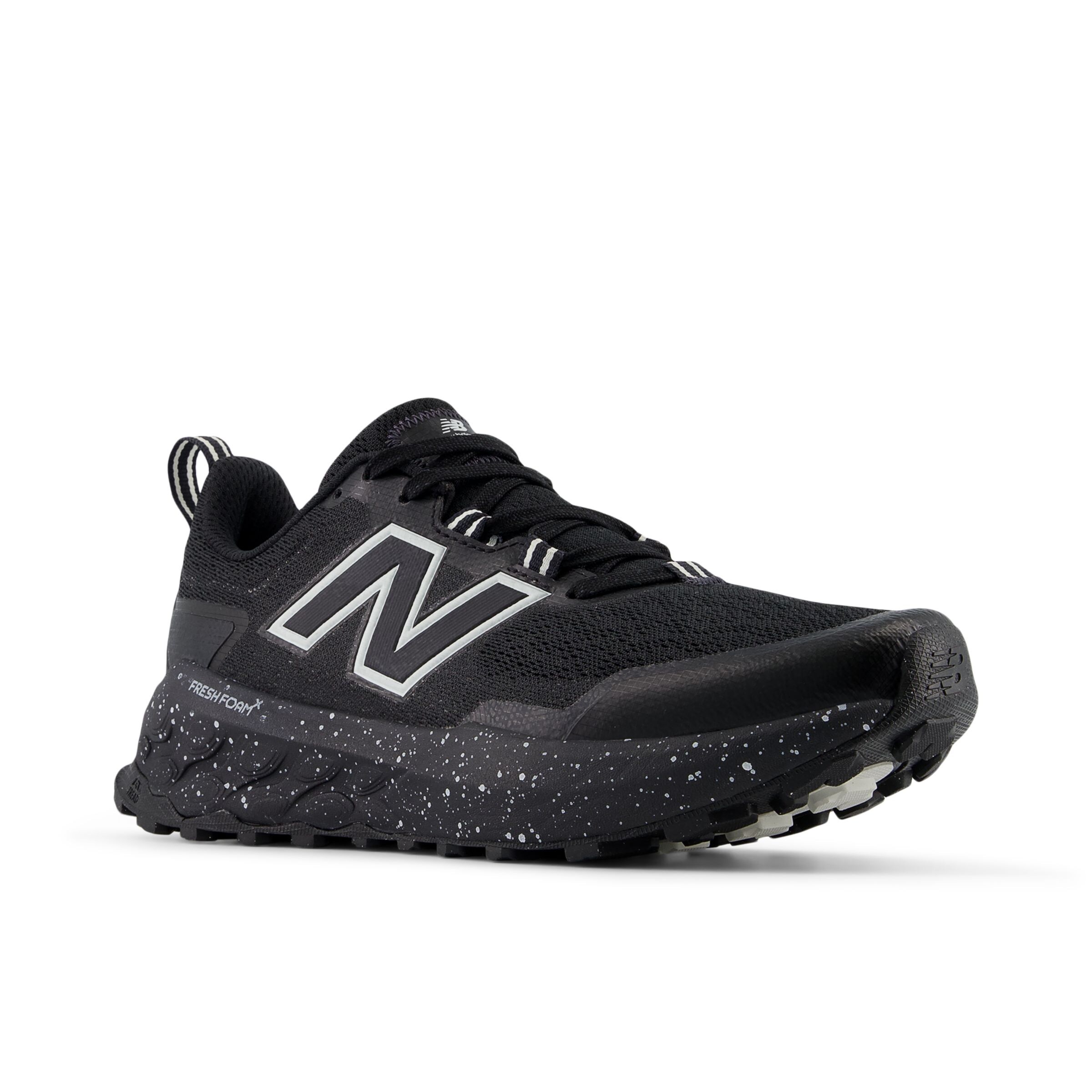new balance Running Shoes 'Garoé V2' in Black