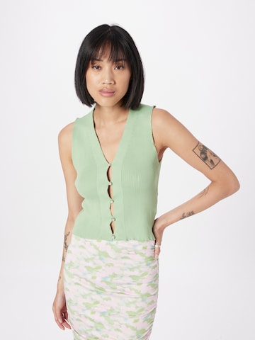 Trendyol Blouse in Green: front