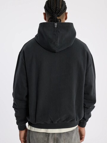 YSPT Studio Sweatshirt 'BLAZE'‌‌‌‌‌‌‌ in Schwarz