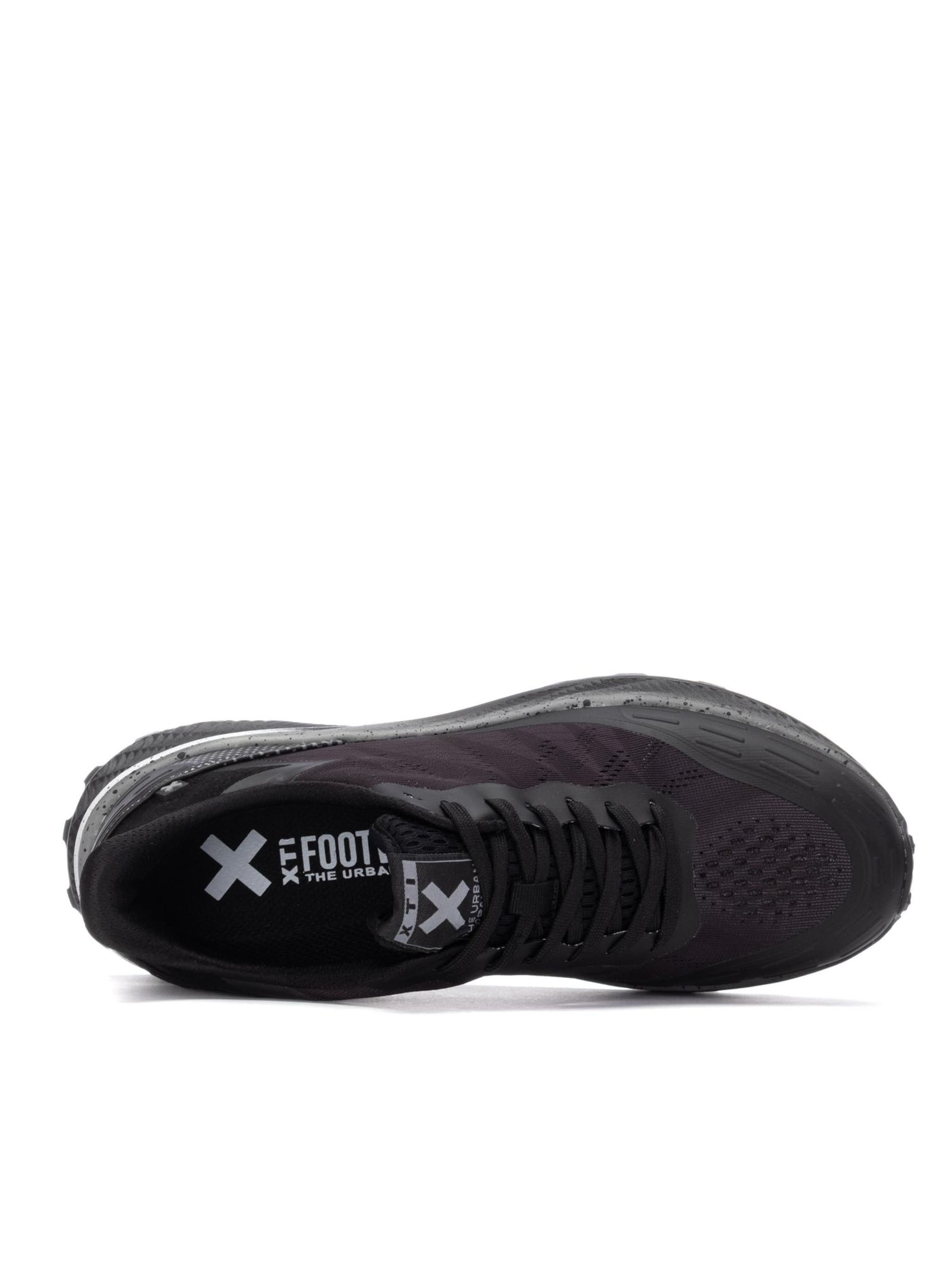 Baskets basses '14471304' Xti en noir