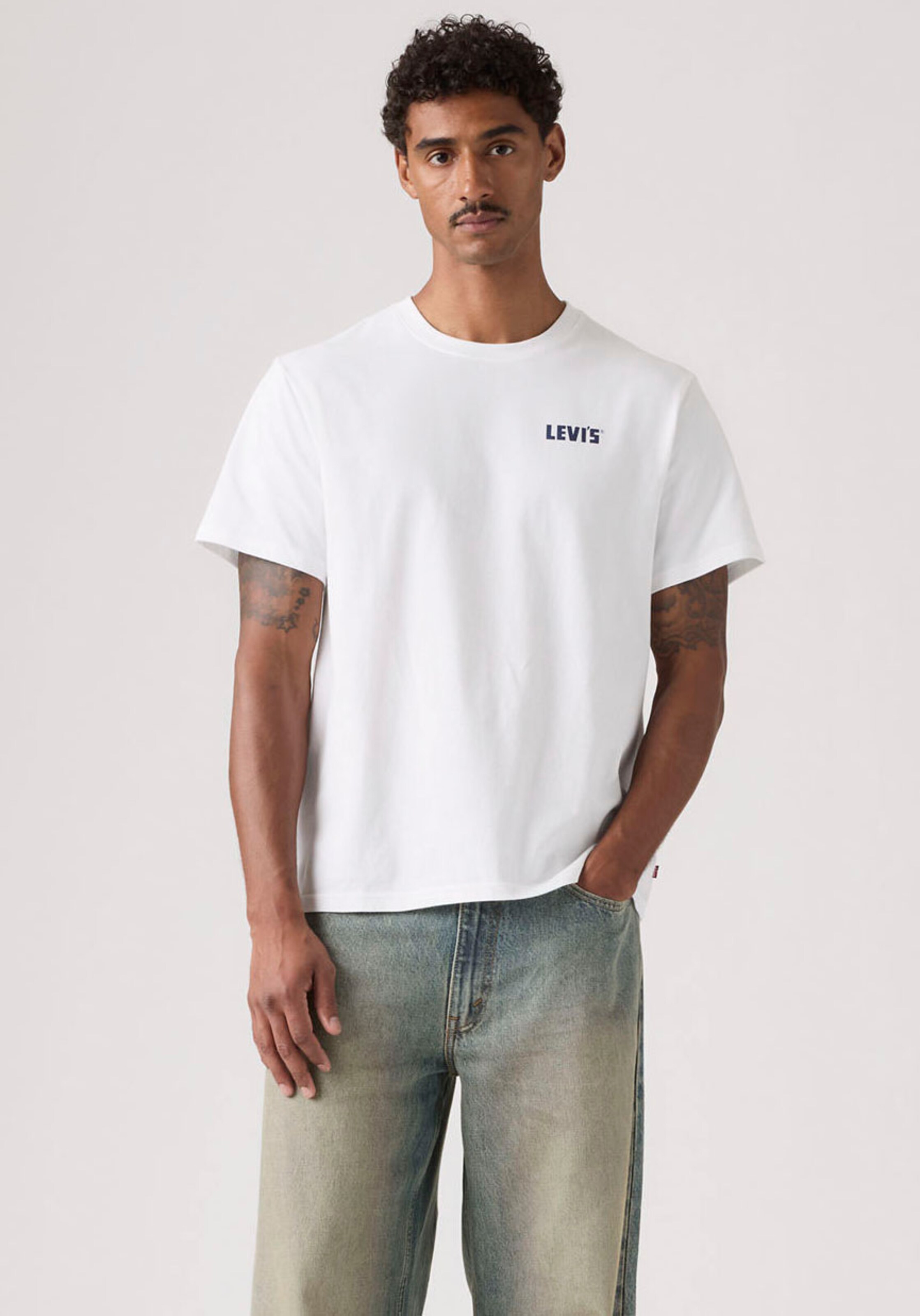LEVI'S ® Shirt in White