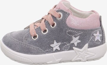 SUPERFIT Sneaker in Grau