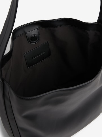 Borsa a spalla di Calvin Klein Jeans in nero