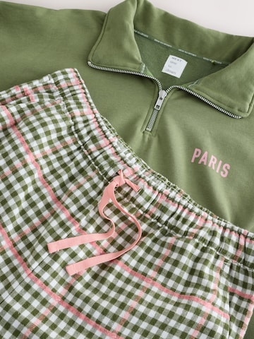 Next Pyjama in Grün