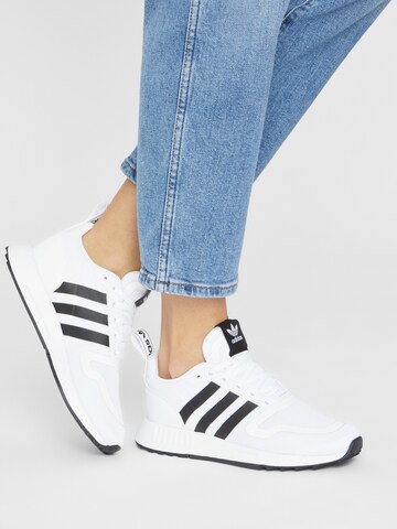 ADIDAS ORIGINALSNiske tenisice 'Multix' - bijela boja