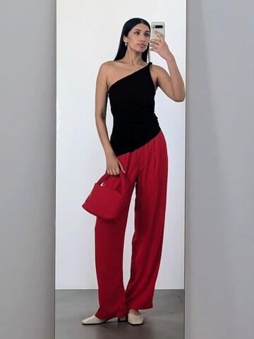 Top 'Darleen' di LeGer by Lena Gercke in nero