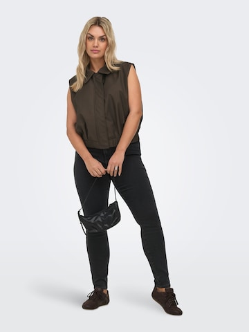 ONLY Carmakoma - Chaleco 'CARLissy' en marrón