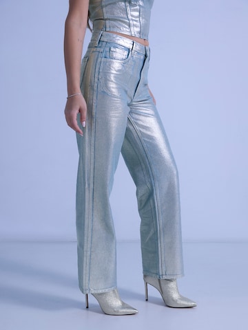 ABOUT YOU x irinassw Wide Leg Jeans 'Pia' i blå