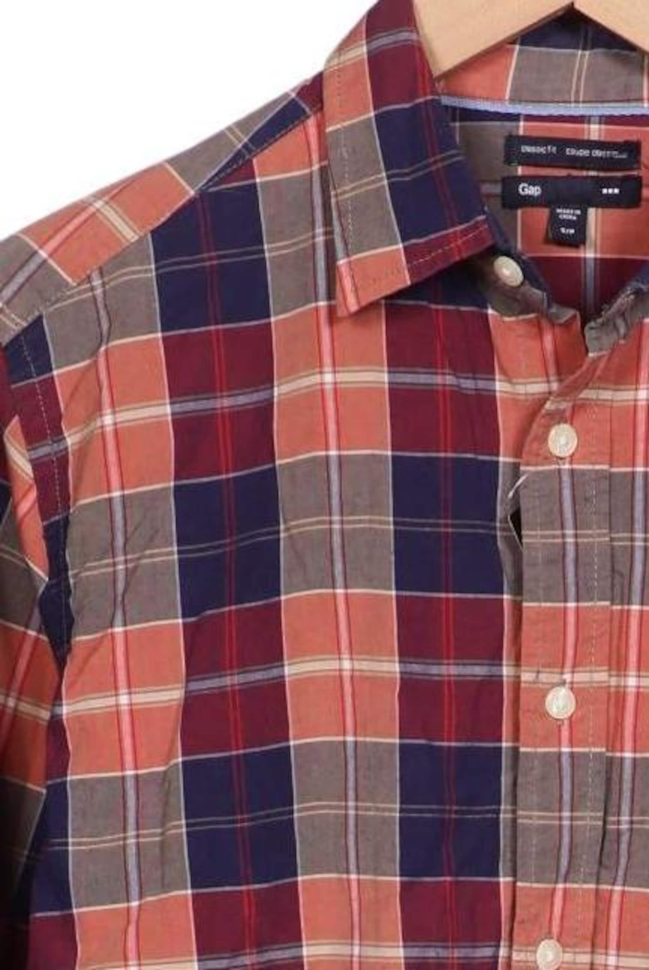 GAP Button Up Shirt in S in Mixed colors