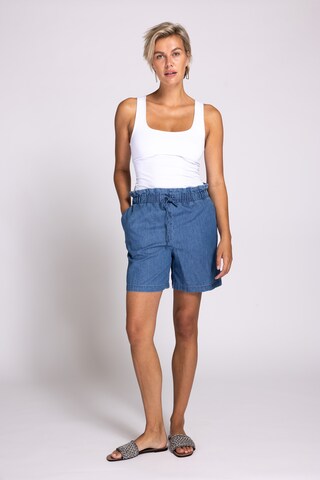 Zhrill Loosefit Shorts in Blau