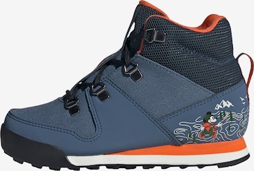 ADIDAS TERREXLežerne čizme 'Disney Snowpitch' - crna boja: prednji dio