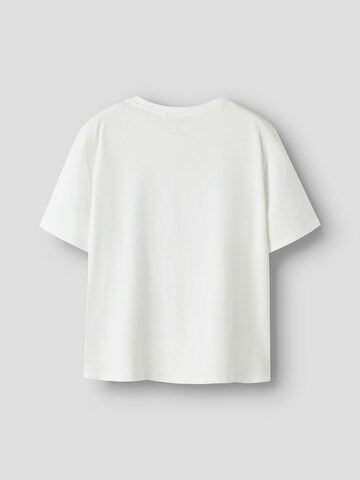 Tricou 'NKMSIDDI HOTWHEELS' de la NAME IT pe alb