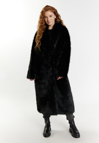 DreiMaster Vintage Between-Seasons Coat in Black: front