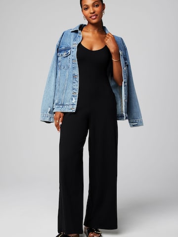 Fabletics Jumpsuit in Schwarz