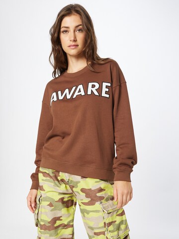VERO MODA Sweatshirt in Brown: front