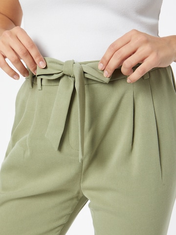 ESPRIT Tapered Pleat-Front Pants in Green