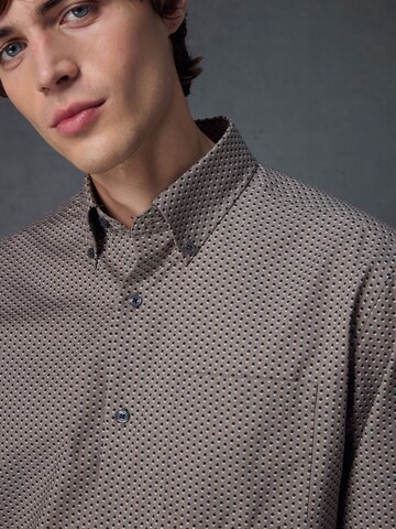 Next Regular Fit Hemd in Braun