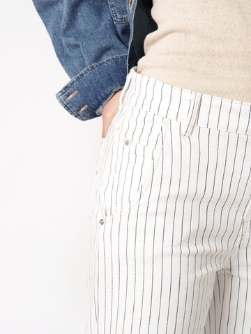 Rosner Regular Jeans in White