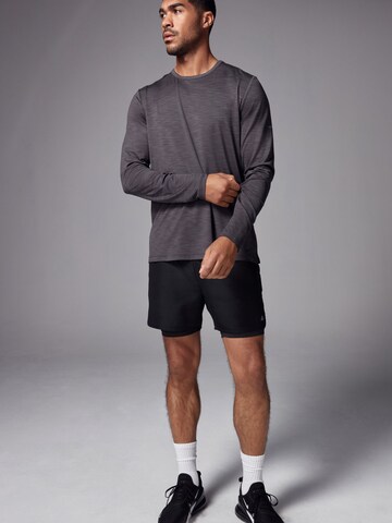 T-Shirt Next en gris