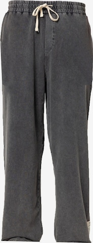 VAMOS CLO Штаны в Черный: спереди