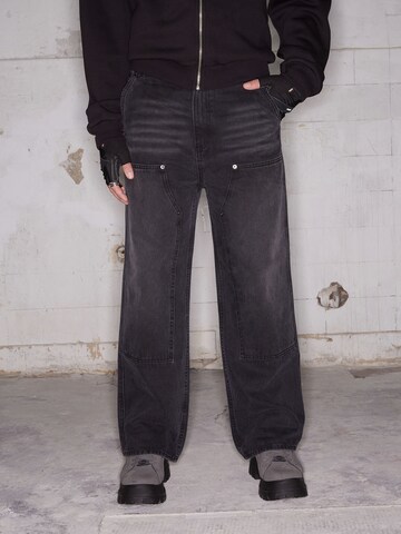 regular Jeans 'Kian' di ABOUT YOU x Rewinside in nero: frontale