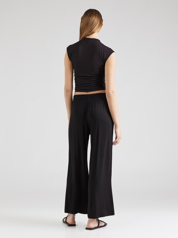 mazine Wide leg Broek 'Cherry' in Zwart