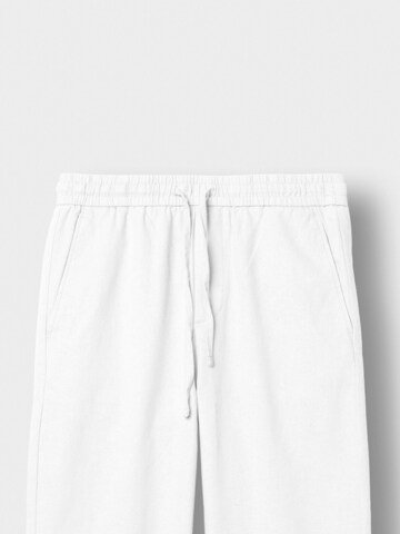 Burocs Regular Pants in White