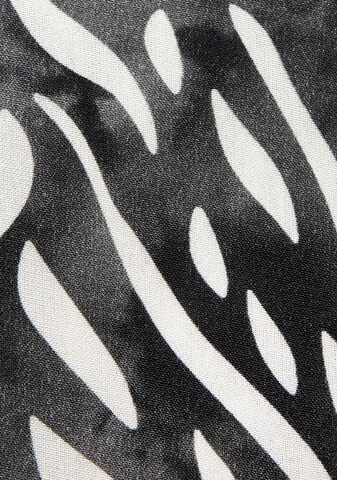 LASCANA Blouse in Black