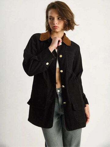 Giacca di mezza stagione di Bianco Lucci in nero